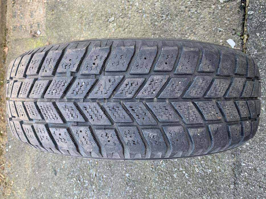 1 x single 205/65/15 94T M+S Hankook Ipike RC01 75% tread display photo