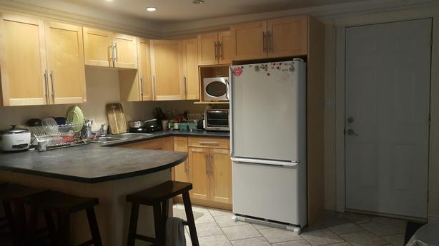 Bachelor Suite For Rent 1st June all inc. image 1