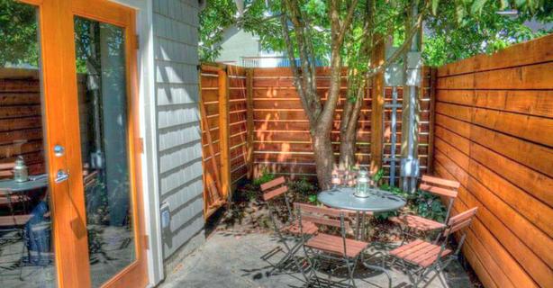 Bright Spacious Well-Designed Furnished Coach House in Kitsilano #568 image 8