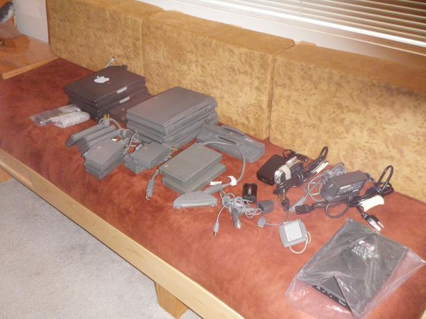 Pot Pouri of Apple Macs: Vintage Apple Collective Investments image 1