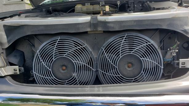 1998 to 2003 MERCEDES ML320 , ML350, ML430, ML500 Radiator Fan image 3