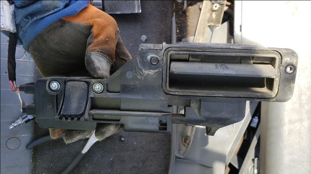 Mercedes-Benz ML CLASS W163 1997-2005 Trunk Lock Actuator/mechanism image 1