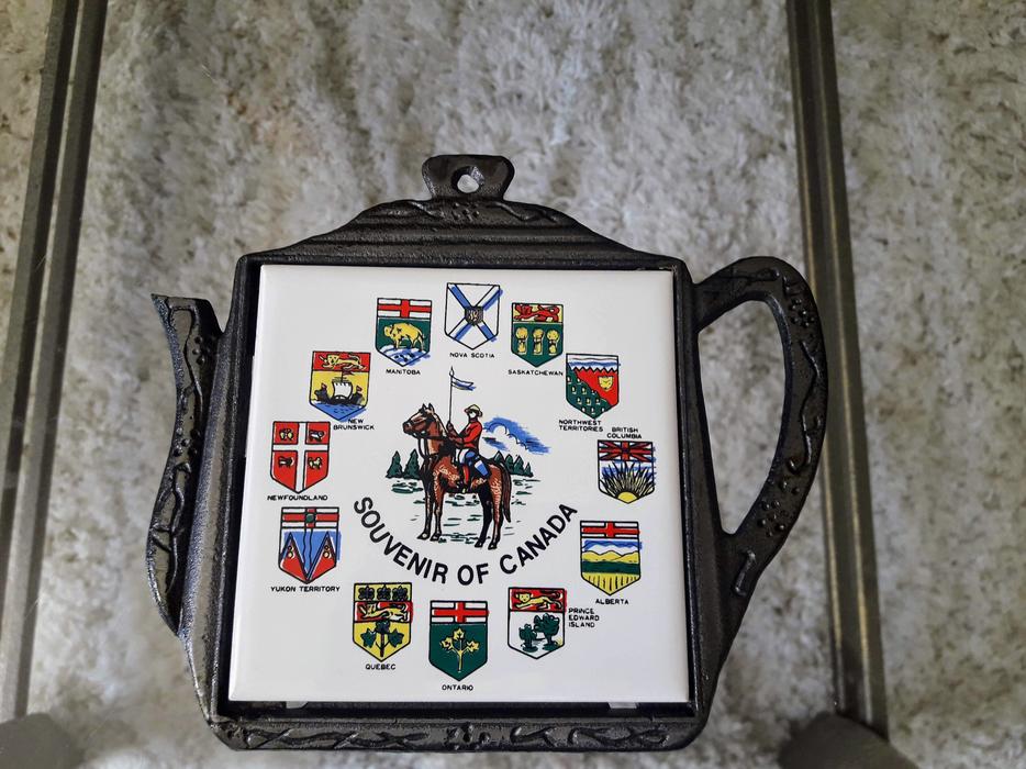 Cast Iron Teapot Ceramic Souvenir of Canada Coat of Arms And Victoria Souvenir display photo