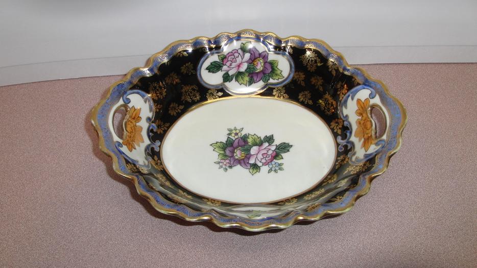 Vintage Fruit Bowl display photo