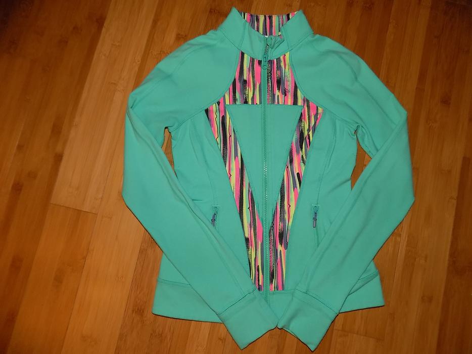 Ivivva 3 item lot: Perfect Your Practice Jacket, Hoody and Top! display photo