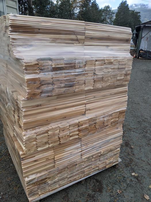 [Sale] Cedar Garden Box Stock Shorts display photo