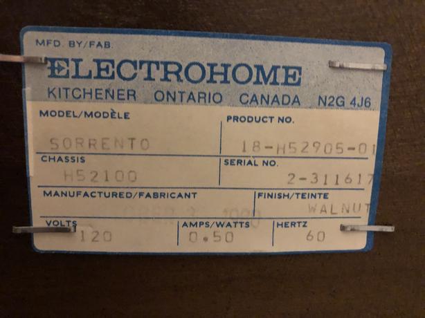 Vintage Electrohome Stereo Cabinet with record player and radio image 2