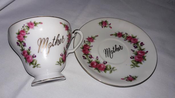 ROYAL ROSE Sugar Bowl And Bone China "Mother" Tea Cup and Saucer image 2