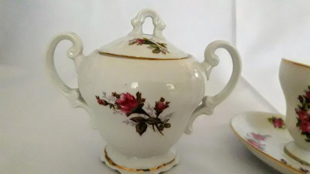 ROYAL ROSE Sugar Bowl And Bone China "Mother" Tea Cup and Saucer image 3