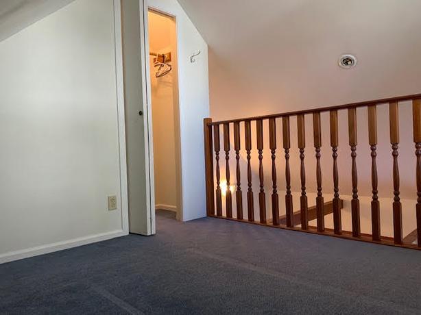 Private, quiet one-bedroom suite (Camosun College Lansdowne) image 3