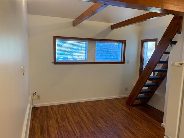 Private, quiet one-bedroom suite (Camosun College Lansdowne) image 5