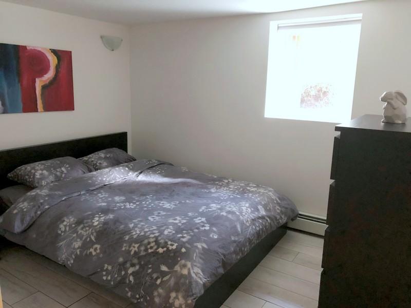 One Bedroom Furnished Garden Suite for Rent - Douglas Park #622 display photo