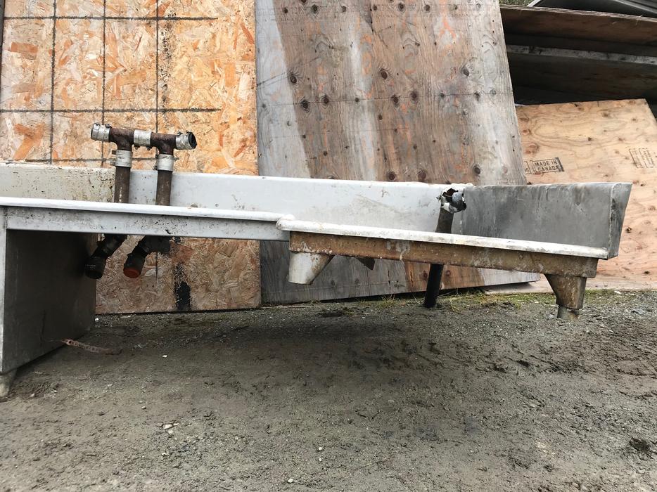 Commercial kitchen double sink display photo