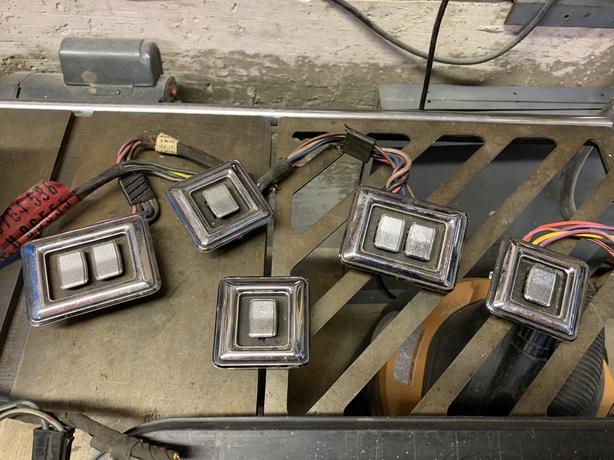 DODGE POWER WINDOW SWITCHES image 1