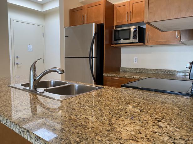 827 Fairfield Road - Top Floor Condo in City Place image 3