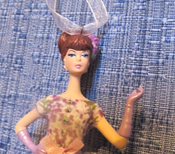 Violette Barbie Ornament image 5