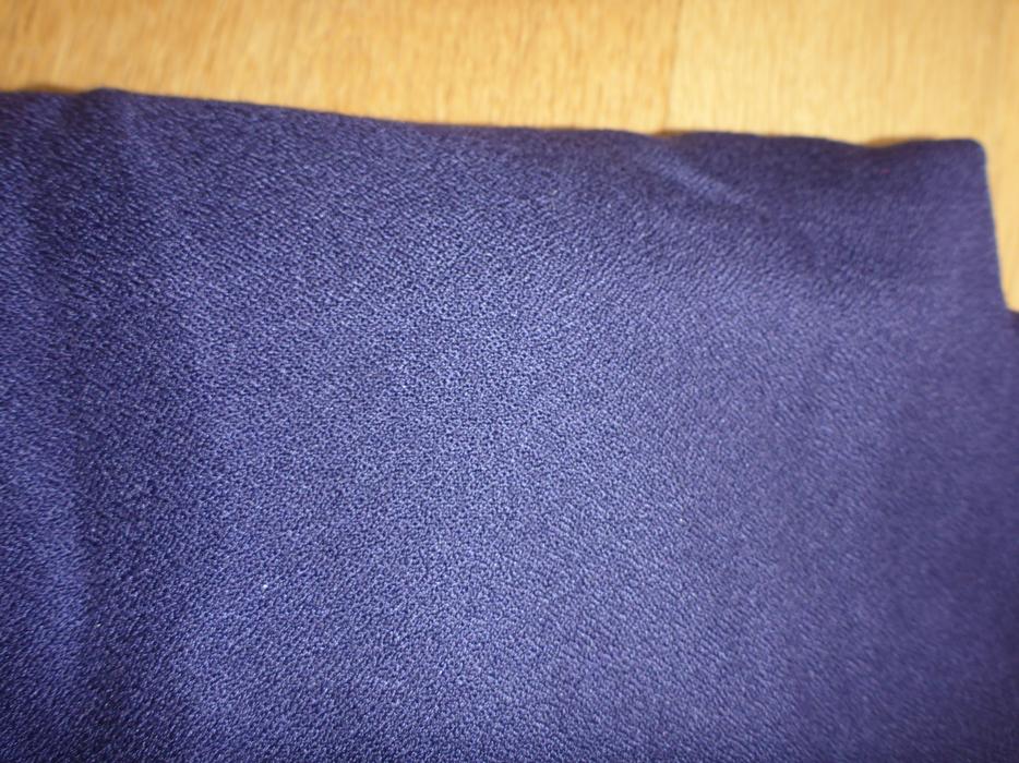 9 M of navy crepe fabric display photo