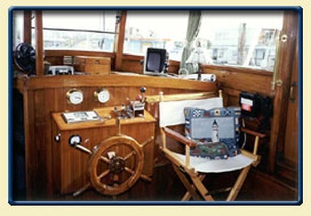 FOR SALE: 1931 Teak & Mahogany 38-foot yacht. Registered Heritage Vessel image 4