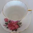 Royal Windsor Fine Bone China Tea Cup & Saucer - Pink Roses thumbnail image 7