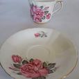 Royal Windsor Fine Bone China Tea Cup & Saucer - Pink Roses thumbnail image 8